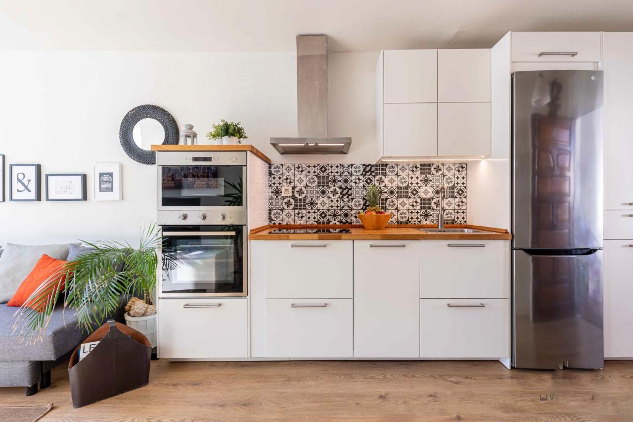 Apartamento En La Playa En Paseo Maritimo Málaga Dış mekan fotoğraf