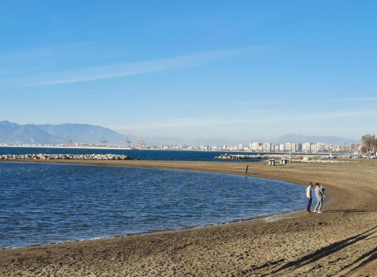 Apartamento En La Playa En Paseo Maritimo Málaga Dış mekan fotoğraf
